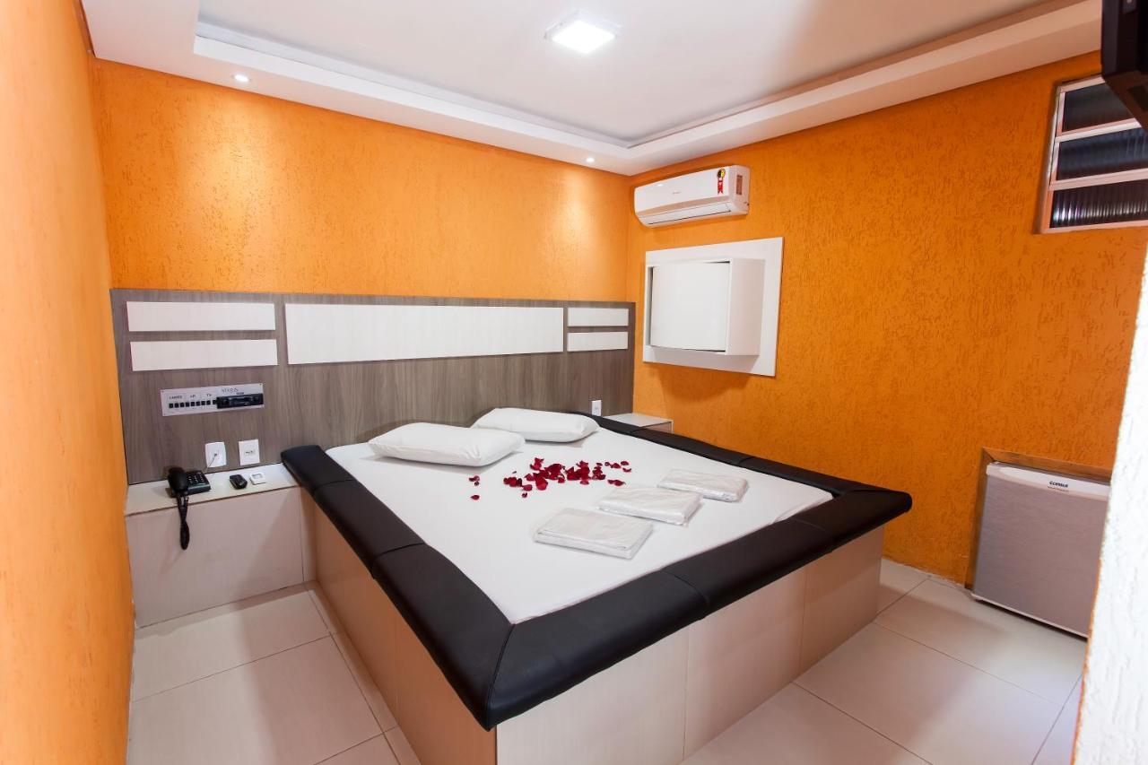 Motel Napoleon Almirante Tamandaré Екстериор снимка